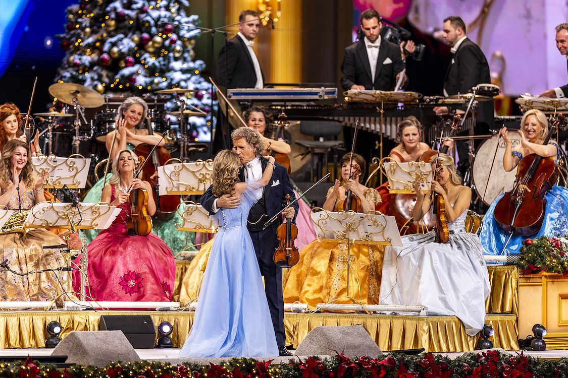 Andr Rieu S 2025 Christmas Concert Merry Christmas St 6 Jpg Sd Low Andre Rieu Productions Piece Of Magic Entertainment