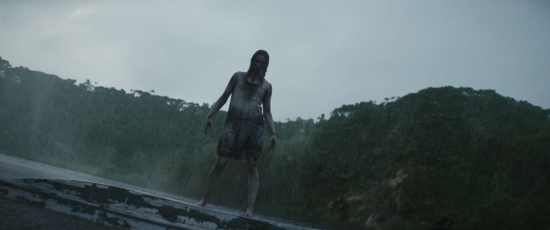 Evil Dead Burn St 2 Jpg Sd Low 2026 Warner Bros Ent All Rights Reserved