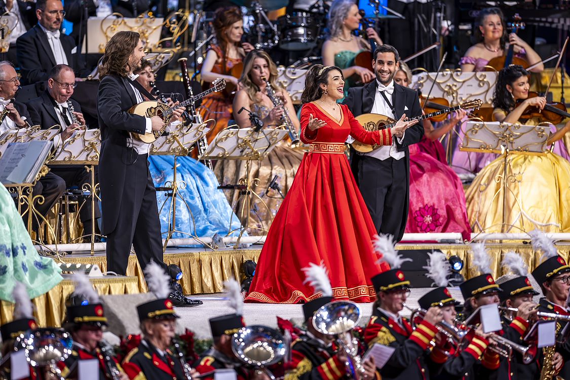 Andr Rieu S 2025 Christmas Concert Merry Christmas St 21 Jpg Sd Low Andre Rieu Productions Piece Of Magic Entertainment