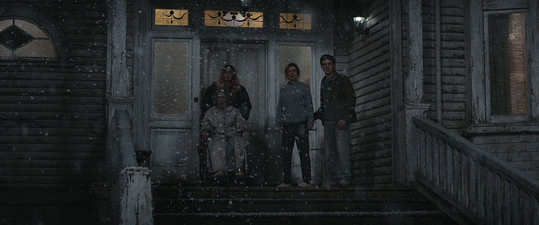Evil Dead Burn St 7 Jpg Sd Low 2026 Warner Bros Ent All Rights Reserved