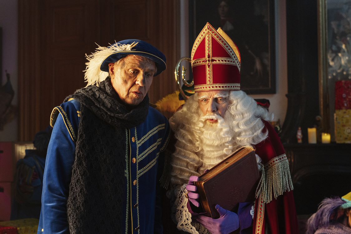De Grote Sinterklaasfilm En De Vliegende Pieten St 12 Jpg Sd Low