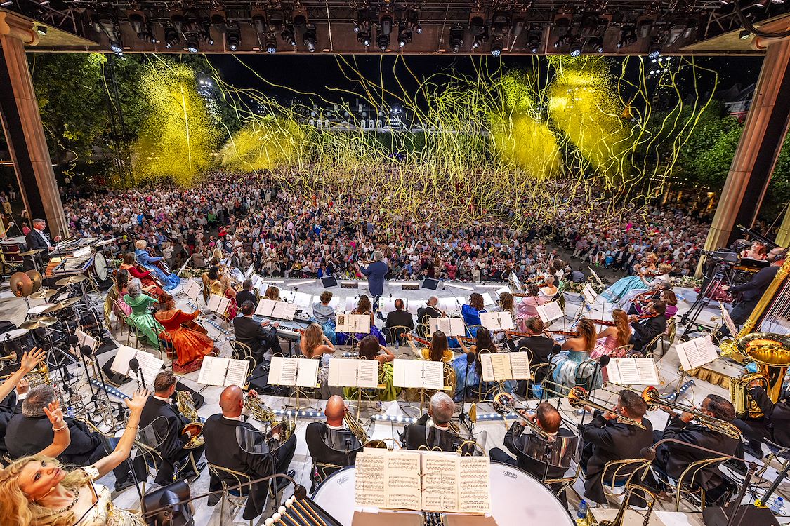 Andr Rieu S 2025 Maastricht Concert Waltz The Night Away St 12 Jpg Sd Low Andre Rieu Productions Piece Of Magic Entertainment